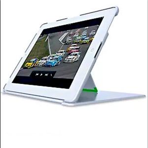Leitz iPad/ iPad 2 Cover with Stand (White) New Never Opened. Original Box.